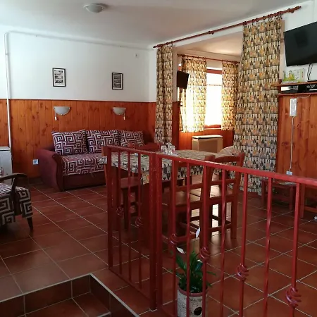Centrál Apartman